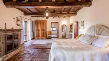 10 camere, culla da viaggio, Wi-Fi gratuito, lenzuola