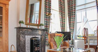 Cozy apartment in Molkwerum with WiFi