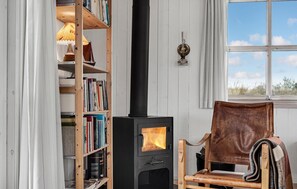 Interior - Nice home in Frøstrup with WiFi (Frøstrup)