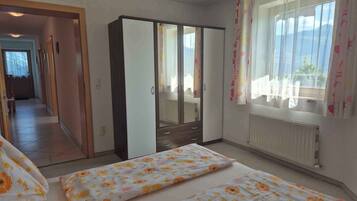 3 Schlafzimmer, WLAN