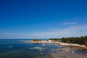 Vlak bij het strand