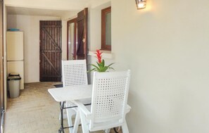 Dining - Beautiful apartment in Pignan (Pignan)