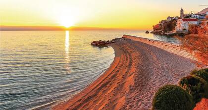Nice home in Kresevo Brdo with kitchen