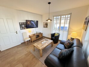 Fernseher, Kamin