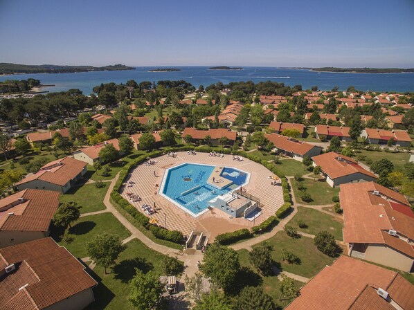 Aerial view - Victoria Mobilehome Bi Village (Fazana)