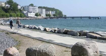 Apartment 5 - Sassnitz - Apartments in bath villa with Baltic Sea view