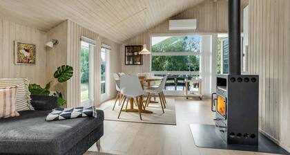 Gemütliches Haus in Væggerløse mit.