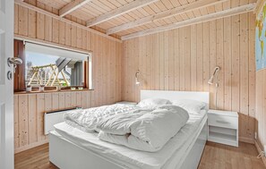 3 bedrooms, free WiFi - Lovely home in ørsted with sauna (Ørsted)