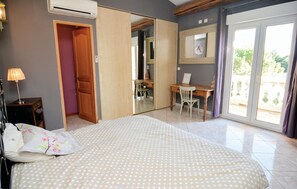 4 chambres, lit parapluie, Wi-Fi, draps fournis