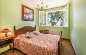 2 chambres, lit parapluie