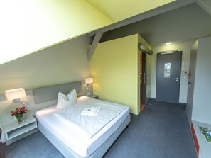 1 soverom, skrivebord, wi-fi og sengetøy