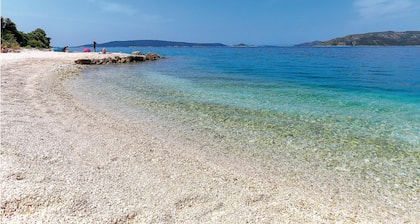 Schönes Haus in Okrug Donji mit WLAN