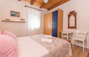 1 habitación, wifi gratis y ropa de cama