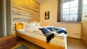 2 Schlafzimmer, Schreibtisch, WLAN