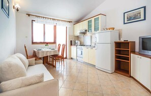 Télévision, table de tennis de table