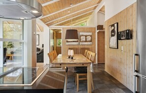 Dining - Stunning home in Grenaa with kitchen (Grenaa)