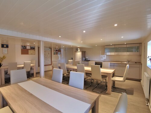 Clausen: large apartment with 4 bedrooms and lounge - vacation apartment