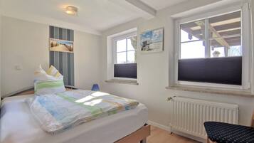 4 chambres, lit parapluie, Wi-Fi, draps fournis