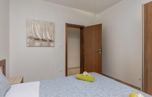 2 chambres, accès au Wi-Fi (inclus), literie fournie