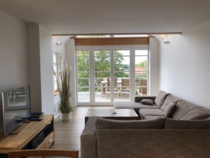 Fernseher