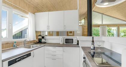 6 huonetta majoitusta Væggerløse