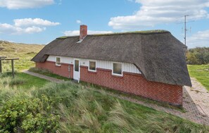 Exterior - Beautiful home in Fanø with sauna (Fanø)