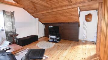 TV, DVD player