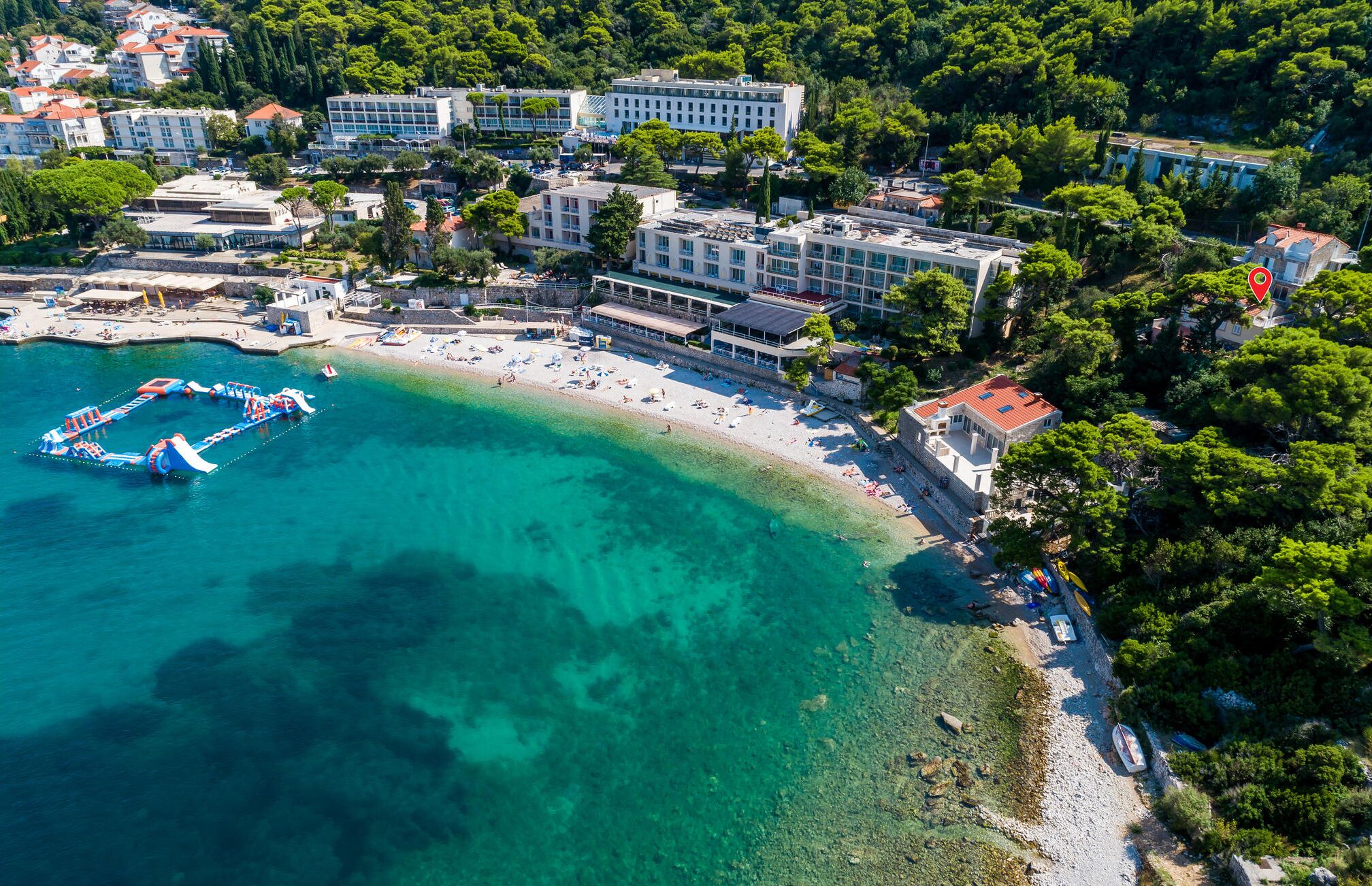 بالقرب من الشاطئ