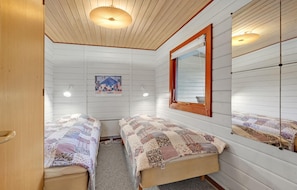 3 Schlafzimmer, Reisekinderbett, kostenloses WLAN
