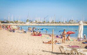 Vlak bij het strand