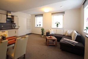 Imagen sin descripción, 3 de 10, botón