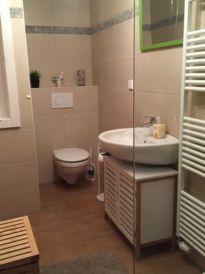 Imagen sin descripción, 3 de 17, botón