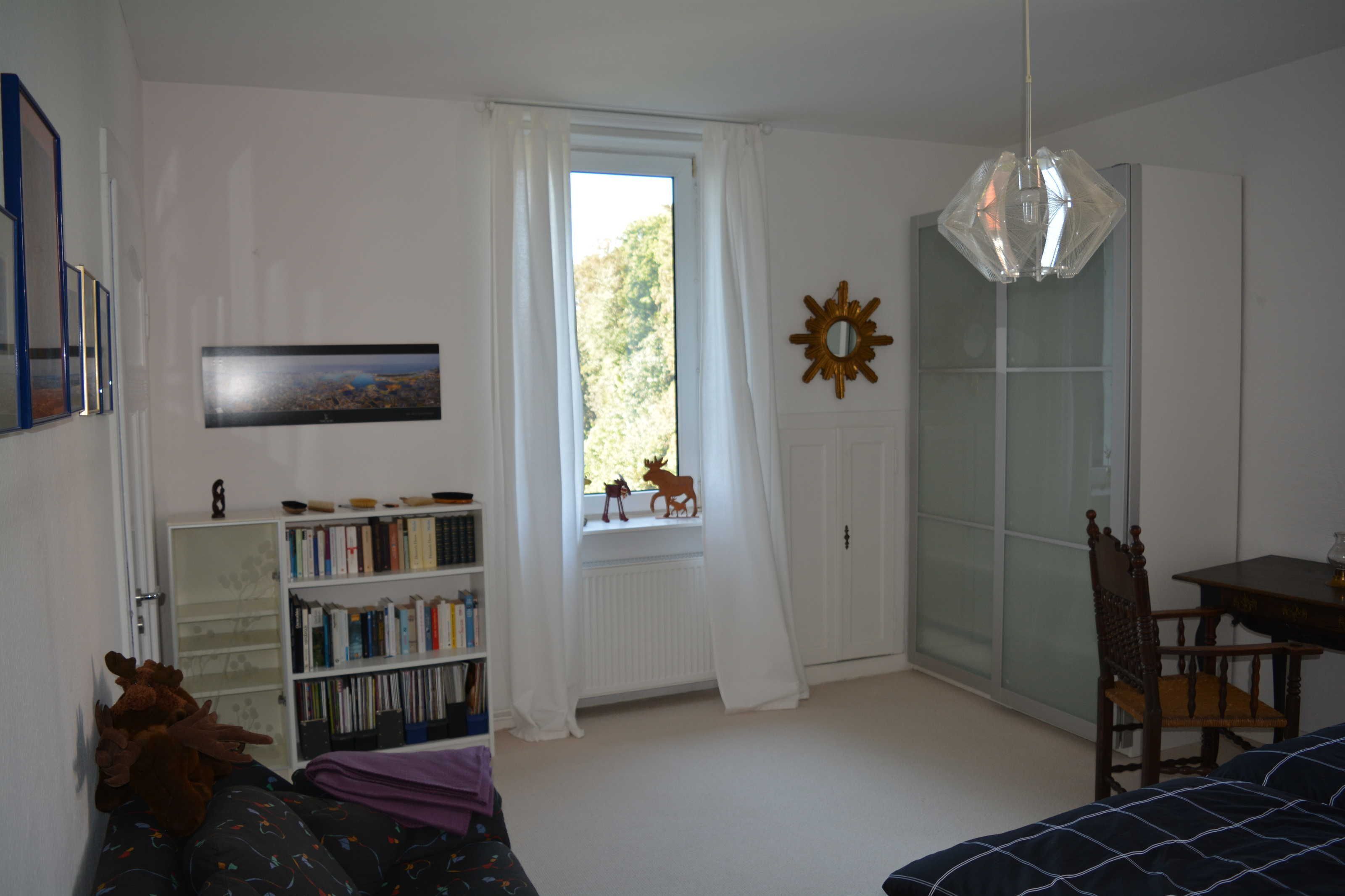 2 Schlafzimmer, Schreibtisch, Reisekinderbett, WLAN