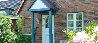 Oldsum 85b - quiet DHH in the old village - DHH