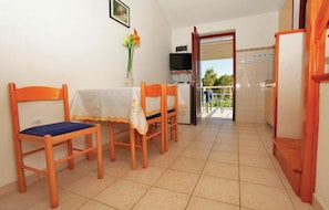 Dining - Pet friendly home in Siroka (Siroka)