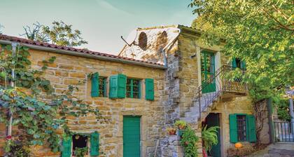 2 bedroom nice home in Smarje