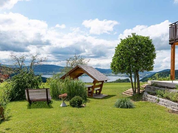 Property grounds - Holiday family happiness - Farm Schöb Ringer Frühstückspension (Miglberg)