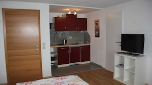 1 dormitorio y ropa de cama