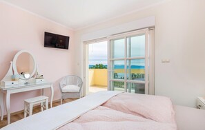 6 Schlafzimmer, Zimmersafe, kostenloses WLAN, Bettwäsche