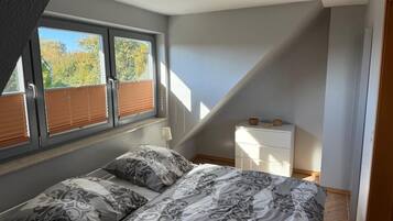 1 Schlafzimmer, Reisekinderbett, WLAN