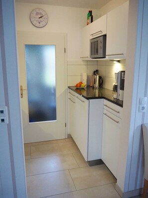 Fridge, microwave, oven, dishwasher - Zinnowitz Skanepark vacation home 15 - DHH 15 (Zinnowitz)