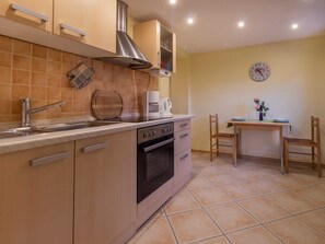 Frigorifero, microonde, forno