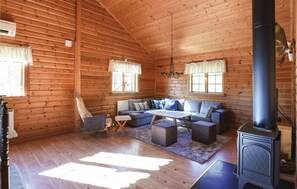 TV, peis og DVD-spiller