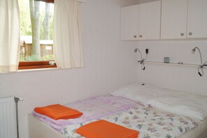 2 bedrooms