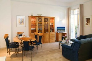 Uklassifisert bilde, 2 av 11, knapp