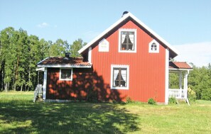 Exterior - 2 bedroom cozy home in Ramkvilla (Ramkvilla)