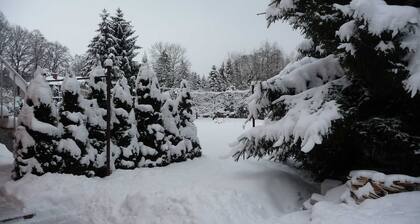 Ferienwohnung OG - Ferienwohnung / DZ Blesse Allstedt