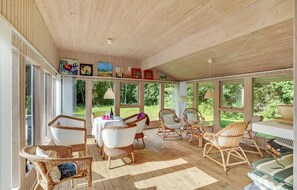 Dining - Cozy home in Thyholm with WiFi (Thyholm)