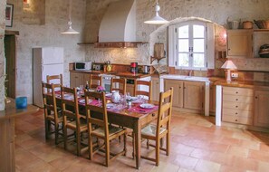 Kühlschrank, Herdplatte, Geschirrspüler