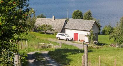 3 huoneen majoitus Jondal